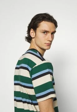 Mennace CLUB HORIZONTAL STRIPE UNISEX - T-Shirt Print - Multi 10 Mennace CLUB HORIZONTAL STRIPE UNISEX - T-Shirt Print - Multi -Mennace Speichern 0a4aeb83d10b401aa45d77f0b5f87010