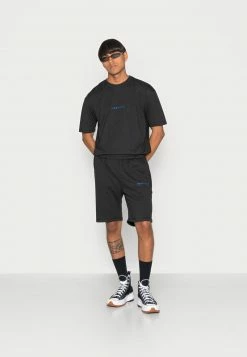 Mennace Speichern -Mennace Speichern 0dc07ac510ac4599b5260d54e656b77f