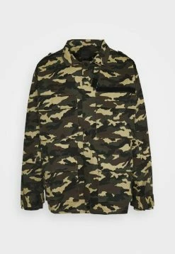 Mennace WOODLAND CAMO FIELD JACKET - Leichte Jacke - Khaki, Herren -Mennace Speichern 16bbc68d0fd6475f917d864ad711fc2a