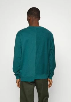 Mennace TEAM SPLICED UNISEX - Sweatshirt - Green 8 Mennace TEAM SPLICED UNISEX - Sweatshirt - Green -Mennace Speichern 18a893724e524989b9f784f752d4355d