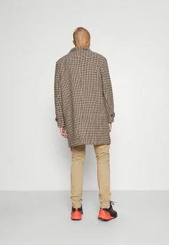 Mennace EVIAN CHECKED COAT UNISEX - Klassischer Mantel - Brown -Mennace Speichern 23cc02e6c34241c2a6cb89d5106e0616