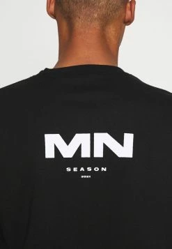 MENNACE SEASON 21 CAR REGULAR - T-Shirt Print - Black, Herren 11 MENNACE SEASON 21 CAR REGULAR - T-Shirt Print - Black, Herren -Mennace Speichern 260c3e66b773486bb3a8f0fdd72819eb