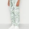 MENNACE SWIRL PRINT JOGGER UNISEX - Jogginghose - Green
