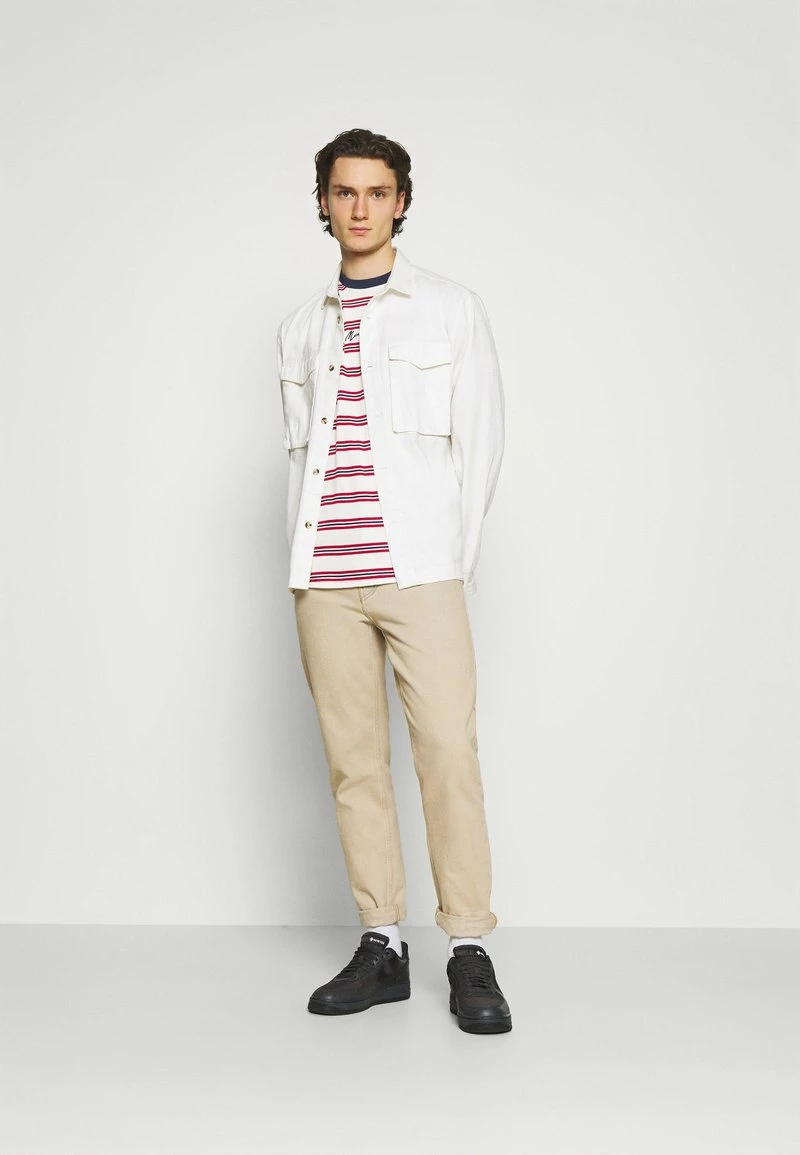 Mennace CLASSIC HORIZONTAL STRIPE UNISEX - T-Shirt Print - White/red 2 Mennace CLASSIC HORIZONTAL STRIPE UNISEX - T-Shirt Print - White/red – Bild 2