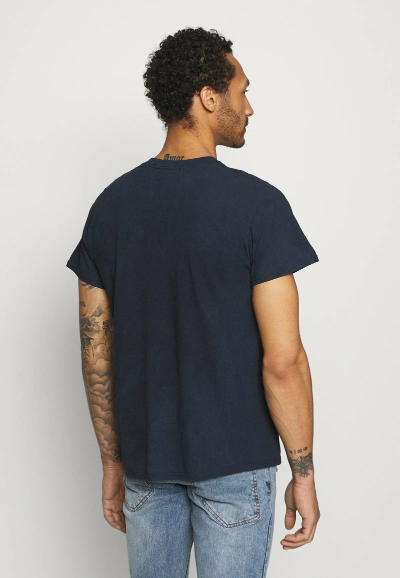 MENNACE MAD CITY - T-Shirt Print - Washed Black, Herren 3 MENNACE MAD CITY - T-Shirt Print - Washed Black, Herren – Bild 3