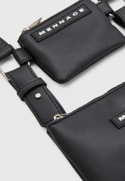 Mennace CROSSBODY DOUBLE BAG BRANDED BADGE SET UNISEX - Umhängetasche - Black 9 Mennace CROSSBODY DOUBLE BAG BRANDED BADGE SET UNISEX - Umhängetasche - Black -Mennace Speichern 4b8b1abefbe74957b7fcc52b3d7aa1f0