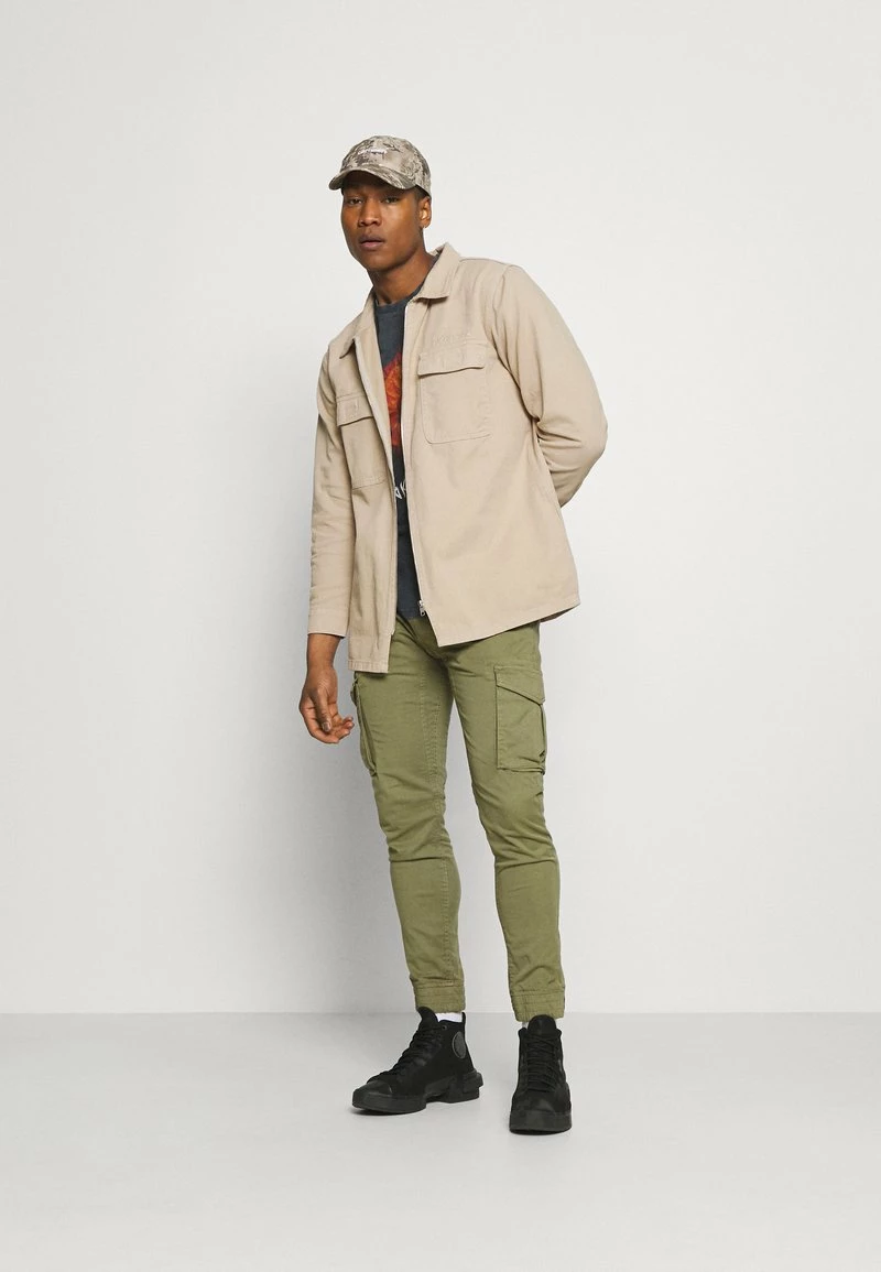 Mennace AFTERMATH DOUBLE POCKET - Hemd - Beige, Herren 2 Mennace AFTERMATH DOUBLE POCKET - Hemd - Beige, Herren – Bild 2