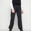 Mennace CUFFED TROUSER - Stoffhose - Black, Herren
