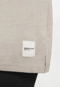 Mennace RECLAIM POCKET TEE UNISEX - T-Shirt Basic - Grey 11 Mennace RECLAIM POCKET TEE UNISEX - T-Shirt Basic - Grey -Mennace Speichern 6043411e1281415b866d78ffb1960777