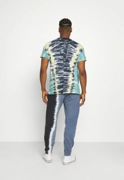 Mennace SPLIT DYE REGULAR JOGGER - Jogginghose - Grey, Unisex -Mennace Speichern 7320773feecc4e97be449e08f8870604