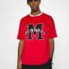 Mennace UNISEX AIRTEX OVERSIZED - T-Shirt Print - Red