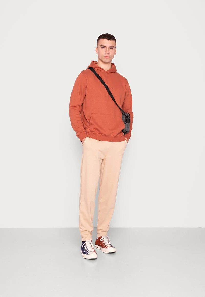 MENNACE ESSENTIAL REGULAR JOGGER UNISEX - Jogginghose - Light Brown 2 MENNACE ESSENTIAL REGULAR JOGGER UNISEX - Jogginghose - Light Brown – Bild 2