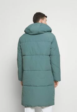 Mennace EVIAN QUILTED MID LENGTH PUFFER JACKET UNISEX - Wintermantel - Green -Mennace Speichern 86618880e33b47e8a113f923e6ede510