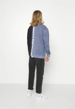 Mennace SPLIT DYE - Sweatshirt - Grey, Unisex 8 Mennace SPLIT DYE - Sweatshirt - Grey, Unisex -Mennace Speichern 8e07892e999d4dab92dcdf6b5e2862f2