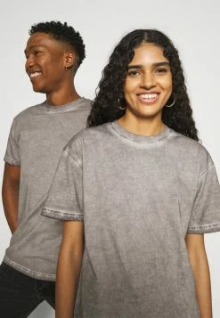 Mennace ON THE RUN PIGMENT DYE UNISEX - T-Shirt Print - Dark Grey -Mennace Speichern 93066422a8334f10b9ad8d75470ca71b