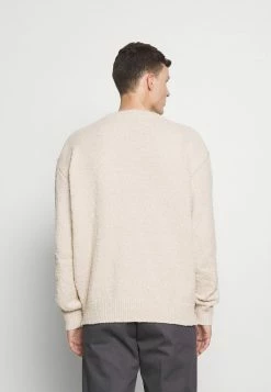 Mennace EVIAN BOUCLE SLOUCH KNIT UNISEX - Strickpullover - Cream 9 Mennace EVIAN BOUCLE SLOUCH KNIT UNISEX - Strickpullover - Cream -Mennace Speichern 94e213d4916847c0b6ac6f4f63040ce1