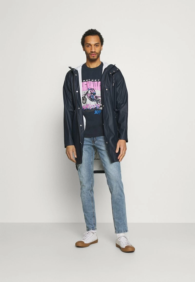 MENNACE MAD CITY - T-Shirt Print - Washed Black, Herren 2 MENNACE MAD CITY - T-Shirt Print - Washed Black, Herren – Bild 2