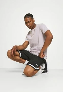 Mennace TAPED BASKETBALL - Shorts - Black, Herren -Mennace Speichern d919c4abda1d4da59057a3666c2df94e