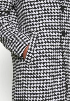 Mennace HENNESSEY HOUNDSTOOTH COAT - Klassischer Mantel - White, Herren -Mennace Speichern e5a87fa41d094b77af0f320865d63b45