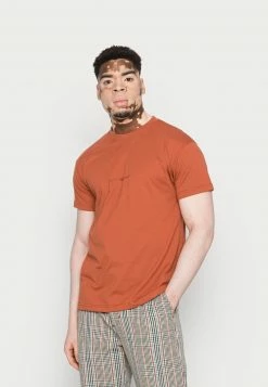 MENNACE UNISEX ESSENTIAL REGULAR - T-Shirt Basic - Burnt Orange