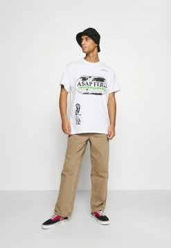 Mennace Speichern -Mennace Speichern eb8bcca474f94cf8a1c8d6f373593389