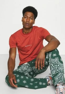 Mennace ESSENTIAL - T-Shirt Print - Burnt Orange, Herren 9 Mennace ESSENTIAL - T-Shirt Print - Burnt Orange, Herren -Mennace Speichern ebc64ad541b2429fb12751236351173b