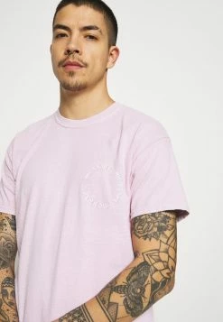 Mennace ON THE RUN SKULL REGULAR - T-Shirt Print - Pink, Herren 9 Mennace ON THE RUN SKULL REGULAR - T-Shirt Print - Pink, Herren -Mennace Speichern fb77c3fd52c14c2285978fdda68b3787