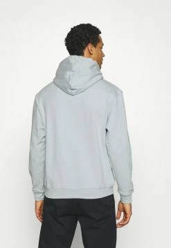 Mennace ESSENTIAL SIGNATURE HOODIE UNISEX - Kapuzenpullover - Sky Blue 9 Mennace ESSENTIAL SIGNATURE HOODIE UNISEX - Kapuzenpullover - Sky Blue -Mennace Speichern fc01e7f59132498586c0c064412b114e